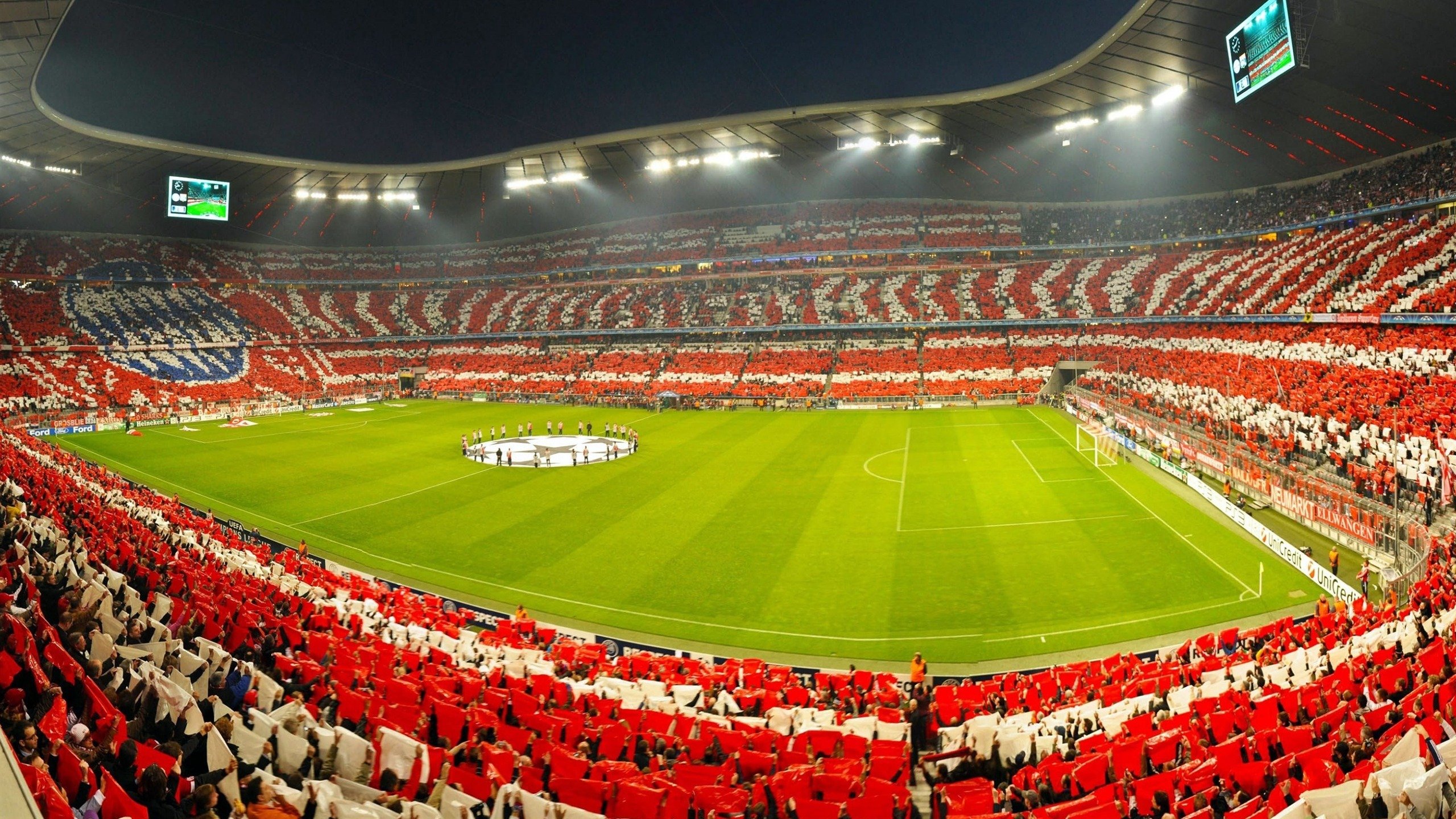 未来足球场馆将引入智能调节系统，打造智慧运动环境，专业足球场改造