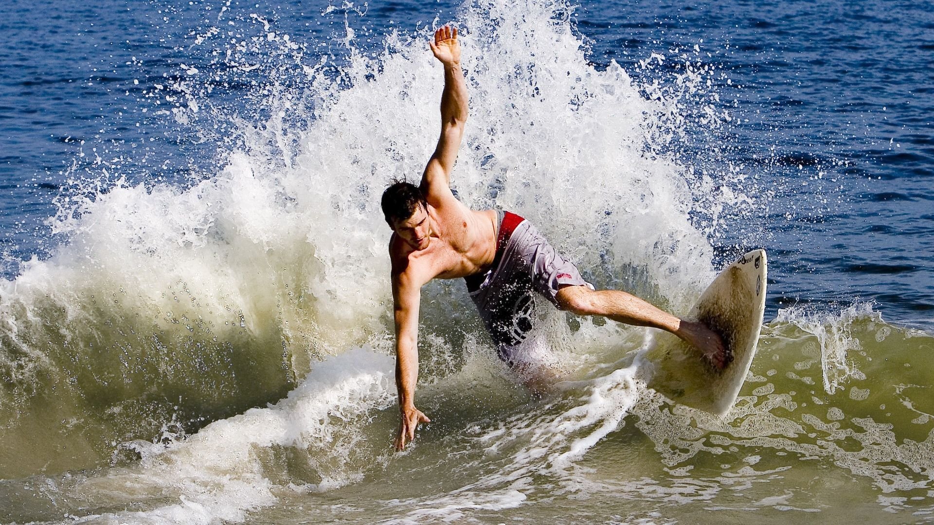 开云中国-WRC紧张排位：谁能占据有利位置？，wrc比赛规则